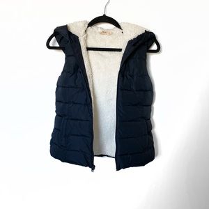 Hollister Sherpa Lined Puffer Vest